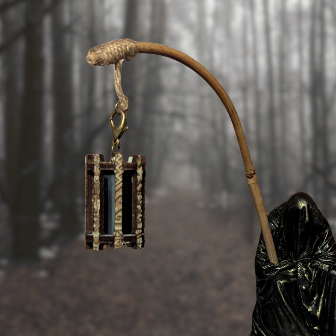 The Halloween '25 Bog Light Lamp Swizzles